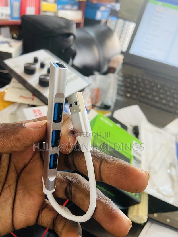 4 Ports Usb Hub 3.0 · Photo 3