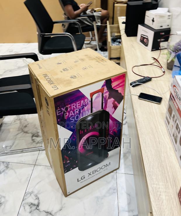 Check Out Lg Xl7s Portable Wireless Bluetooth Speaker. · Photo 2