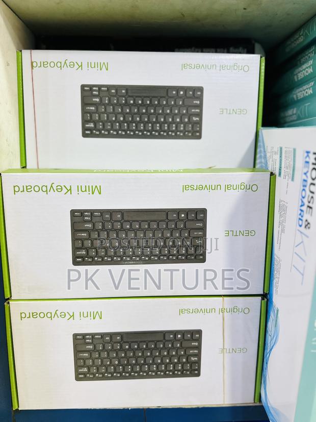 Mini Wired Keyboard · Photo 4