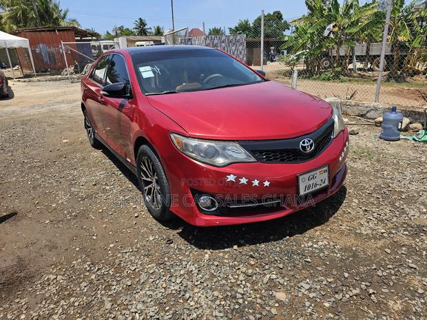 Toyota Camry SE Sport 4dr Sedan (2.5L 4cyl 6A) 2014 Red