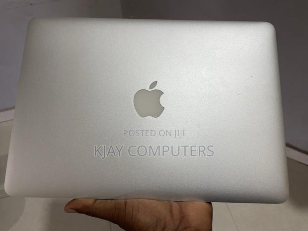 Laptop Apple MacBook Air 2012 4GB Intel Core I5 SSD 500GB photo 2