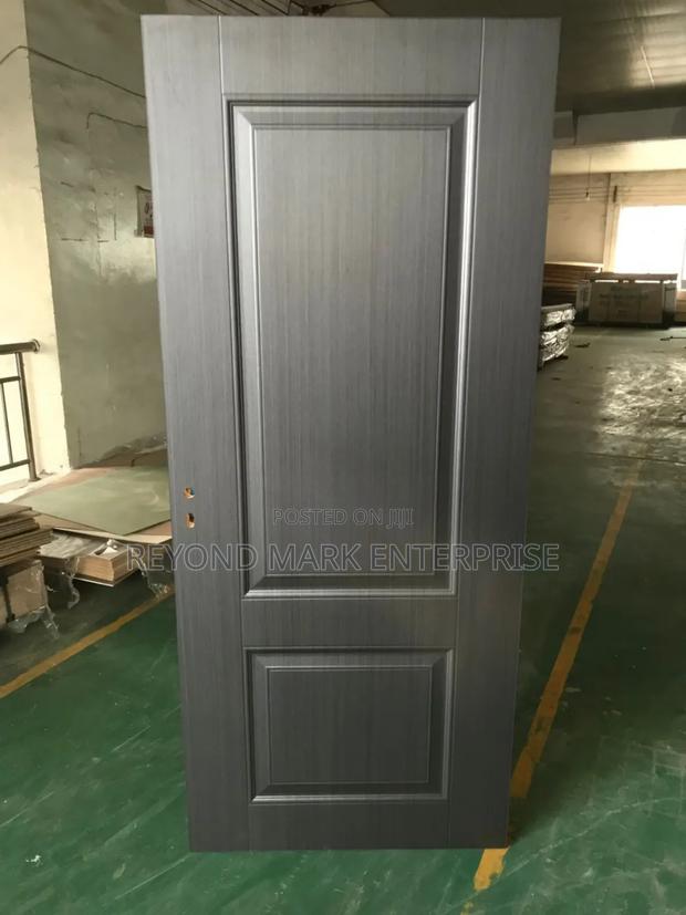 Luxury Bedroom Door · Photo 2