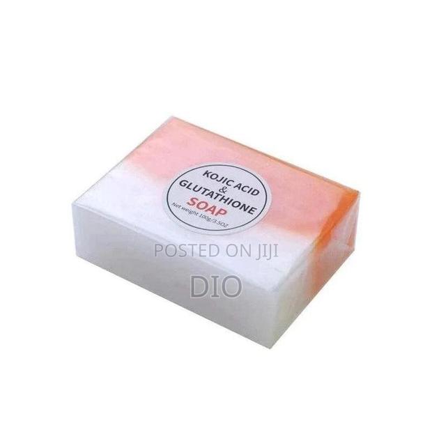 Kojic Acid Soap Brightening Soap · Photo 4