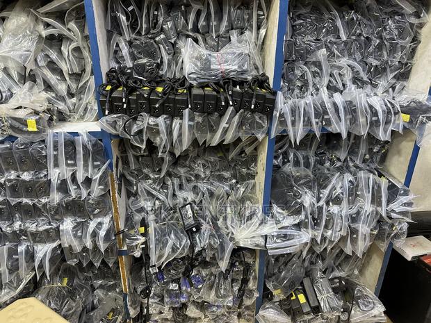 Normal Laptop Chargers · Photo 2