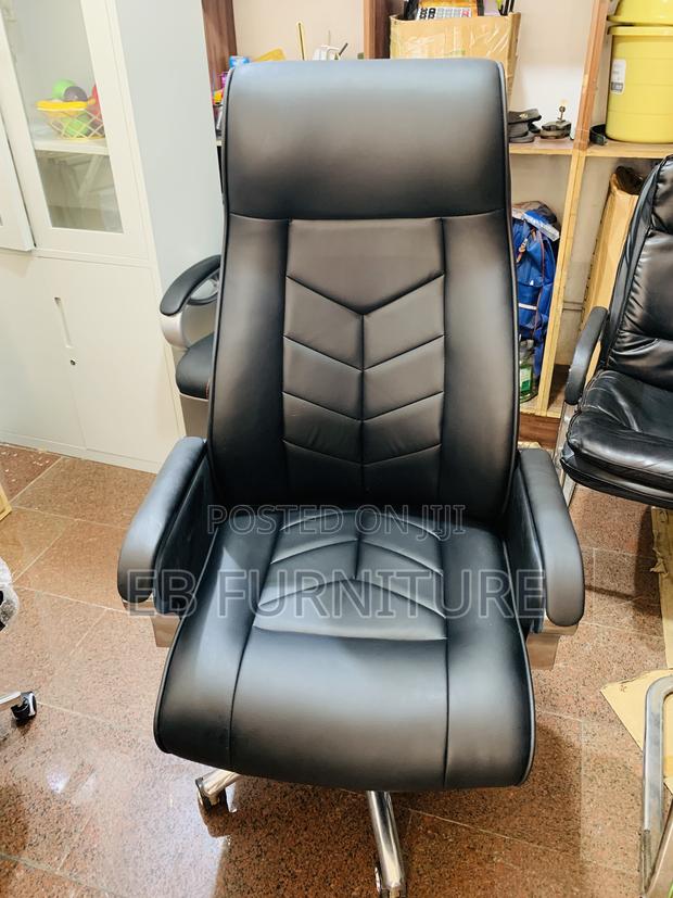 Quality Executive Office Chair · Photo 2