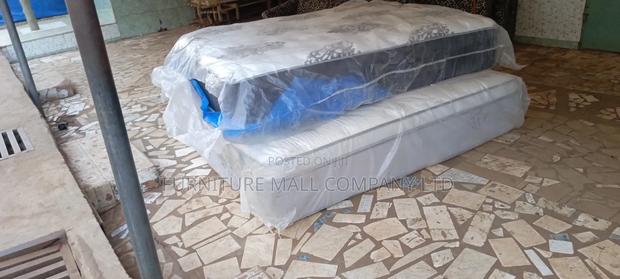 Canadian King Size Mattress 80x75๐๐. Free Delivery ยท Photo 2