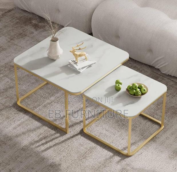 Marble Center Table · Photo 2