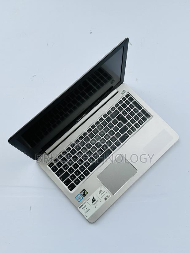 Laptop Asus K50IJ 12GB Intel Core i7 HDD+SSD 256GB