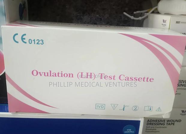 Ovulation (L H) Test Cassette · Photo 3