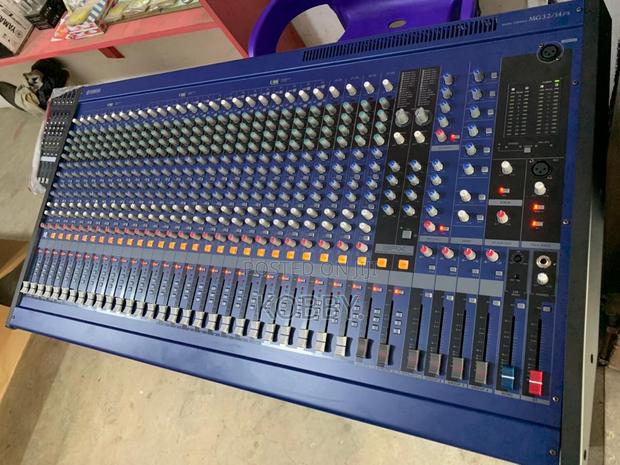 Yamaha Mg32 Mixer · Photo 2