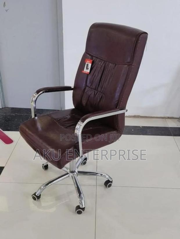 Office Swivel Chair Adjustable · Photo 2