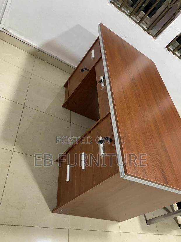 Office Desk · Photo 3
