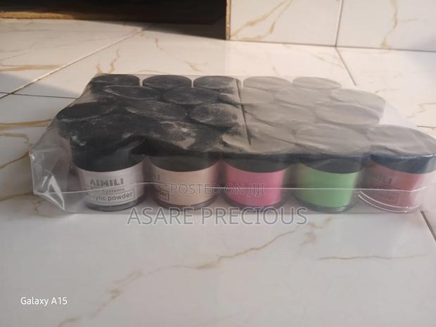 Acrylic Nails Powder · Photo 4