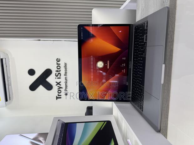 Laptop Apple MacBook Pro 2020 8GB Apple M1 SSD 256GB