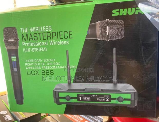 Shure Ugx888 Professional Wireless Microphone · Photo 3