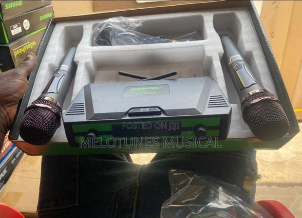 Shure Ugx888 Professional Wireless Microphone · Photo 4