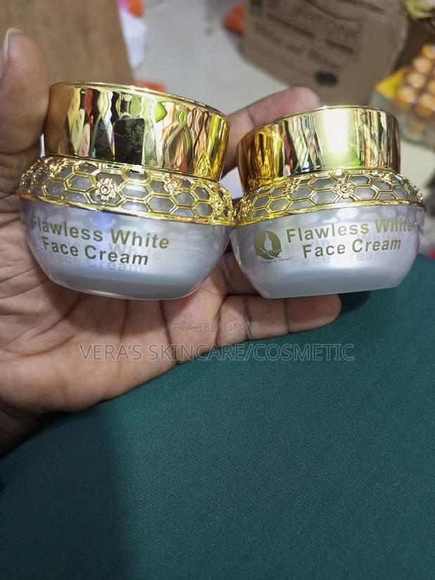Flawless White Face Cream · Photo 2
