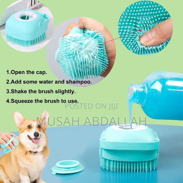 Pets Bathing Brush for Cats and Dogs photo 3