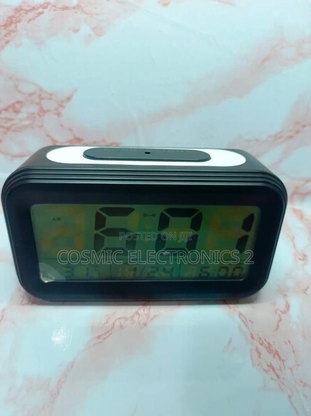 Digital Table Alarm Clock photo 4
