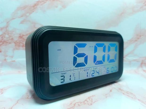 Digital Table Alarm Clock photo 7