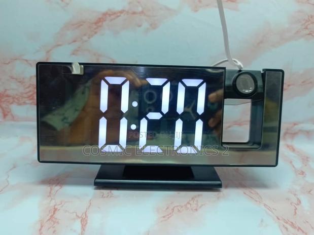 Projector Mirror Alarm Clock photo 9