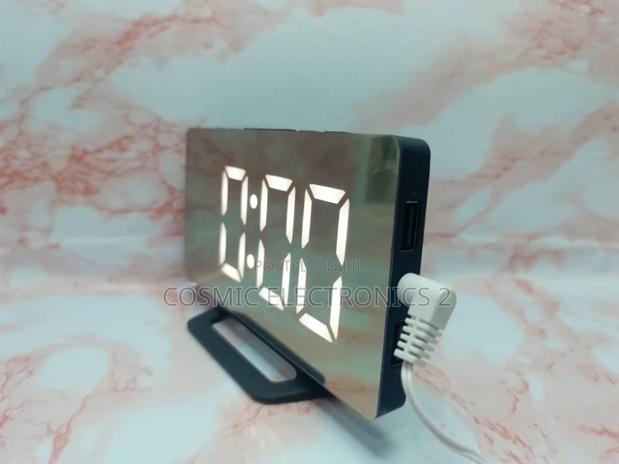 Led Digital Alarm Clock With Dual Usb Slot photo 2