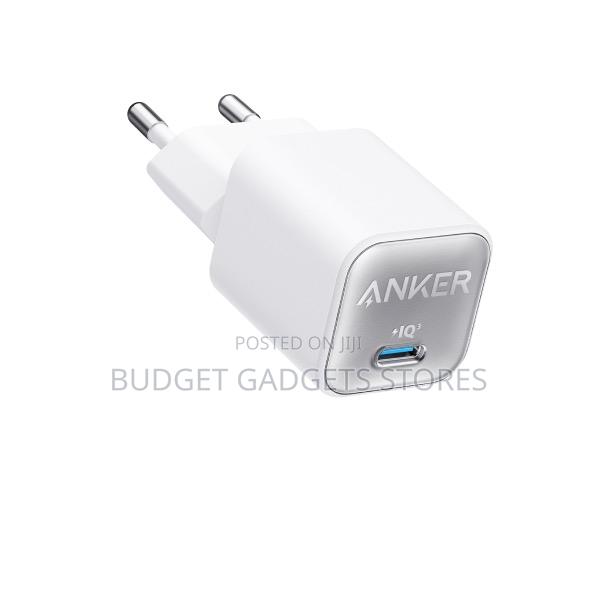 Anker 511 Charger · Photo 4