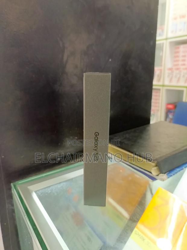 New Samsung Galaxy A36 256 GB Black photo 2