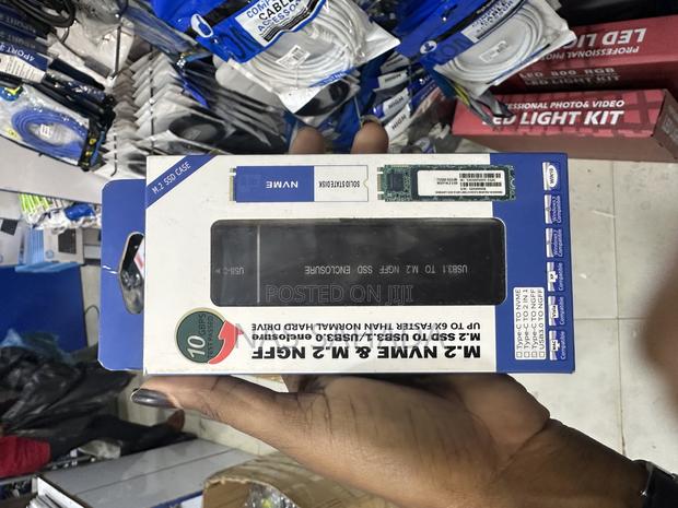 M2 SSD Hard Drive Case · Photo 2