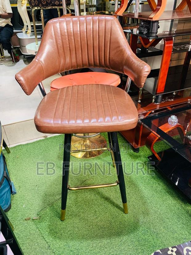 Leather Bar Chair · Photo 2