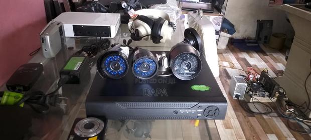 16 Channels DVR With 3 Analogue CCTV Camera Set · Photo 2