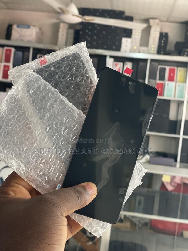 Original Samsung Galaxy S20 Fe Screen Replacement · Photo 2