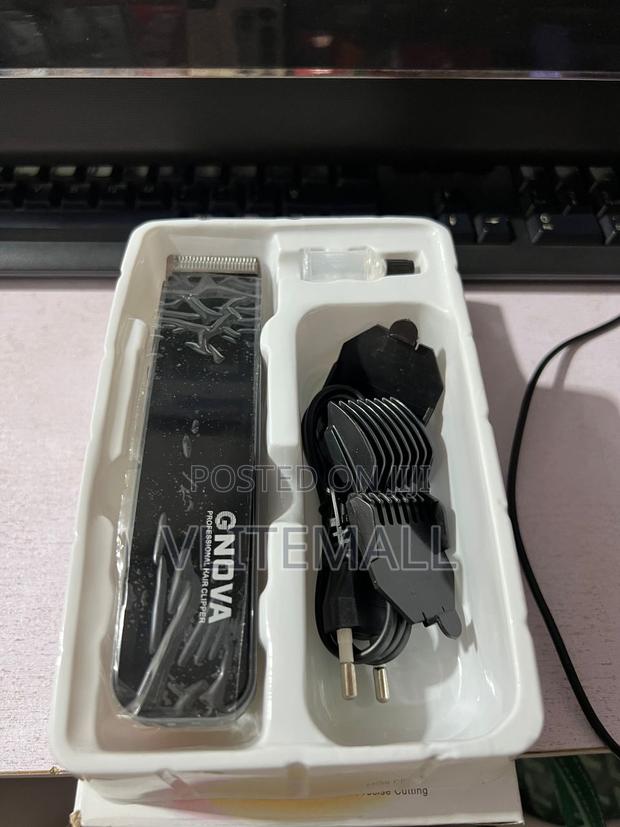 Nova Professional Hair Clipper · Photo 3