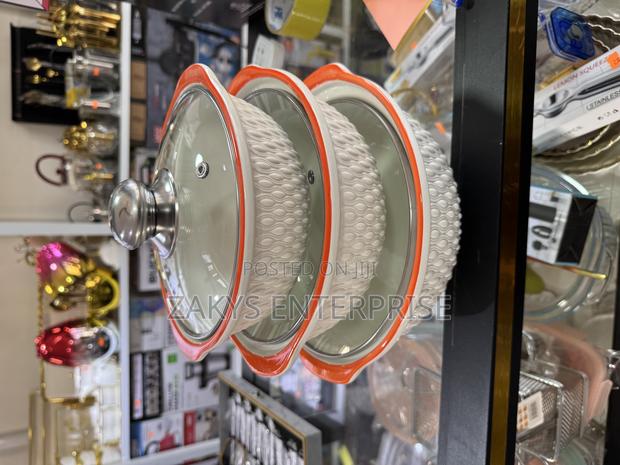 Ceramic Bowls Set · Photo 3