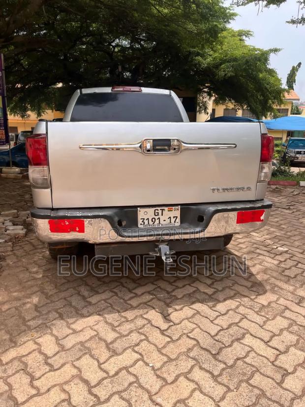 Toyota Tundra 2009 Silver