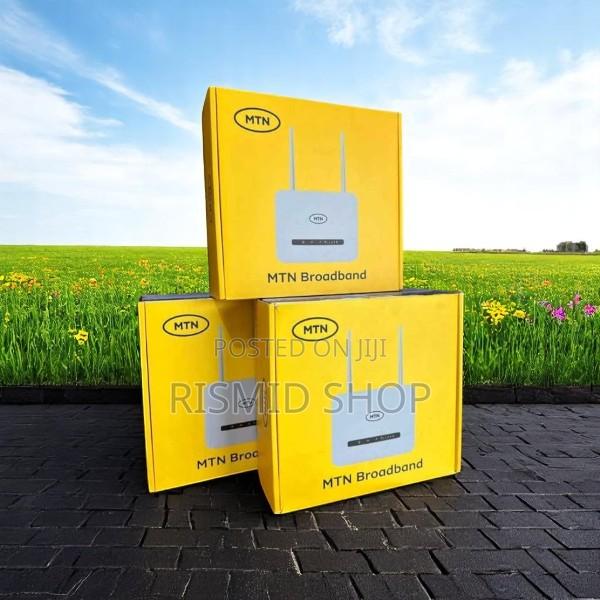 Universal 4g MTN Router With Power Bank · Photo 2