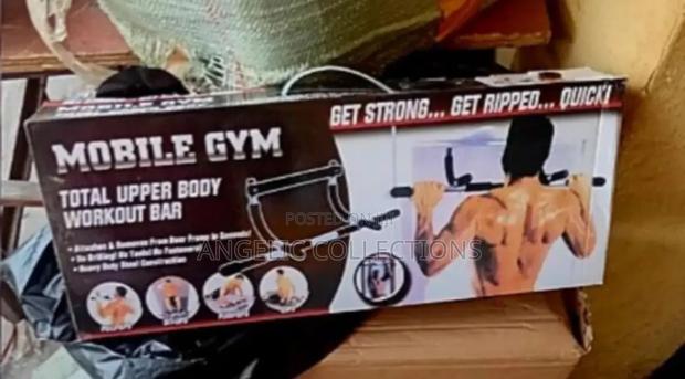 Fitness Pull Up Bar · Photo 2