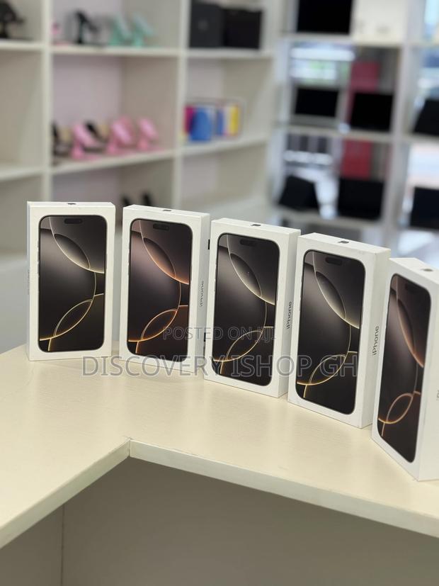 New Apple iPhone 16 Pro Max 256 GB Gold photo 2