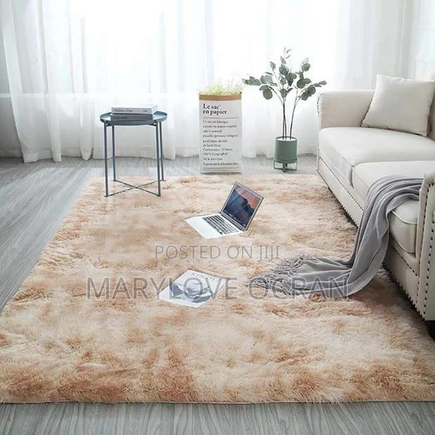 Fluffy Centre Carpet photo 5