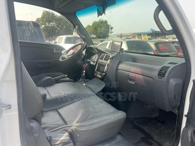 Kia Bongo 3 Towing Car photo 5