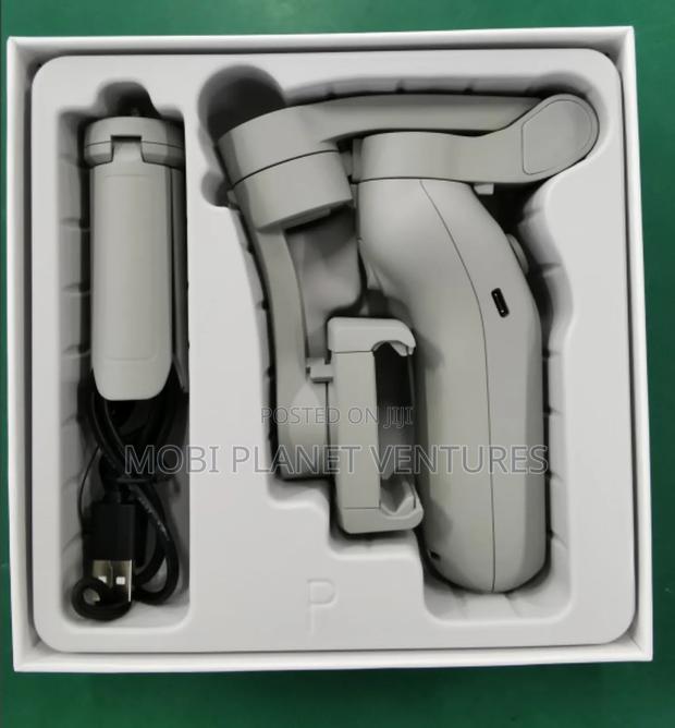 Smartphone Gimbal L7bpro (With Ai Face Tracking) photo 3