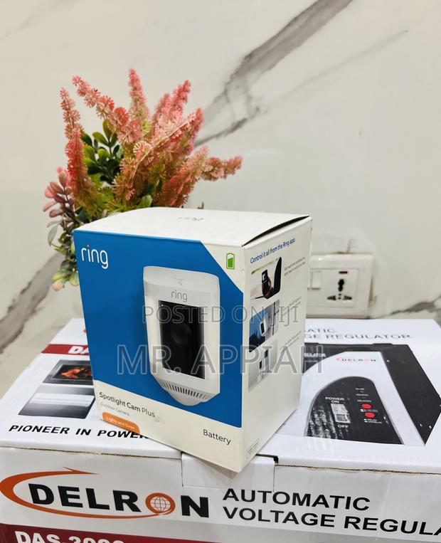 Energy Efficient Ring Sportlight Cam Plus/ Battery Single. · Photo 2