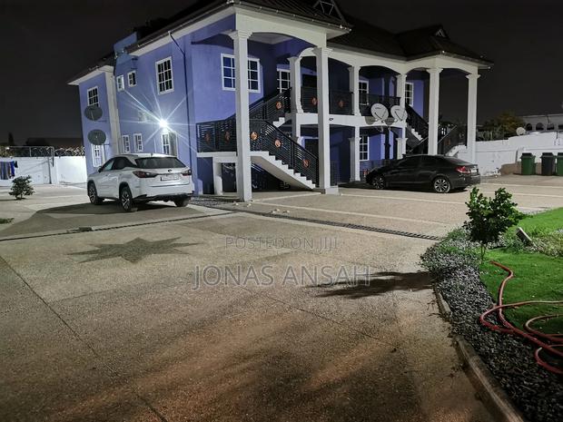 Furnished 2bdrm Apartment in Shaker Street, Amasaman for rent photo 6