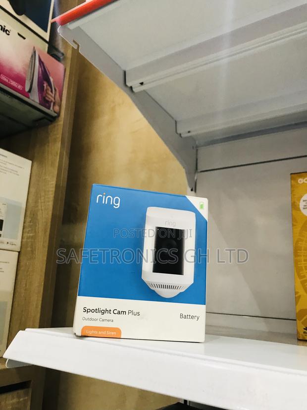 Super Powerful White Ring Sportlight Cam Plus/Battery Single · Photo 2