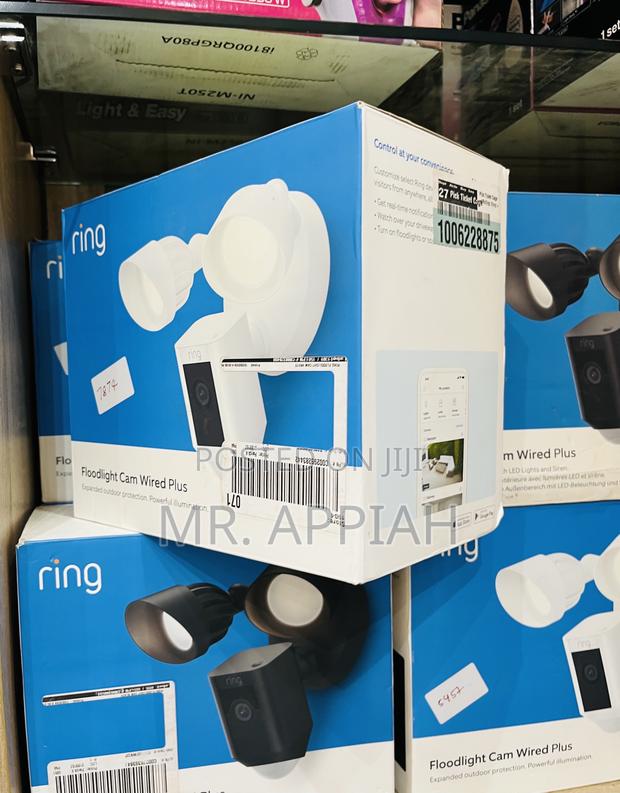 Brand New Ring Floodlight Cam Wired With Motion(White) · Photo 2