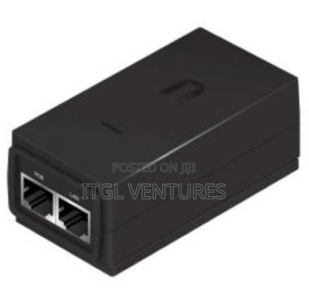 Gigabit Poe Adapter by Ubiquiti Networks