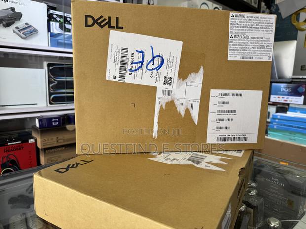 New Laptop Dell 16GB Intel Core Ultra 7 SSD 256GB