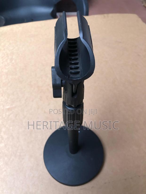 Table Top Mic Stand · Photo 3