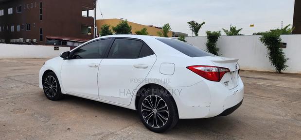 Toyota Corolla S Plus 4dr Sedan (1.8L 4cyl CVT) 2016 White