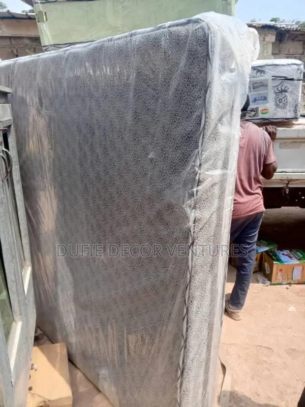 Queen Mattress 10inches Inches Available for Sale · Photo 3